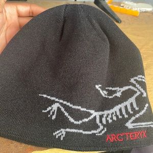 arcteryx beanie